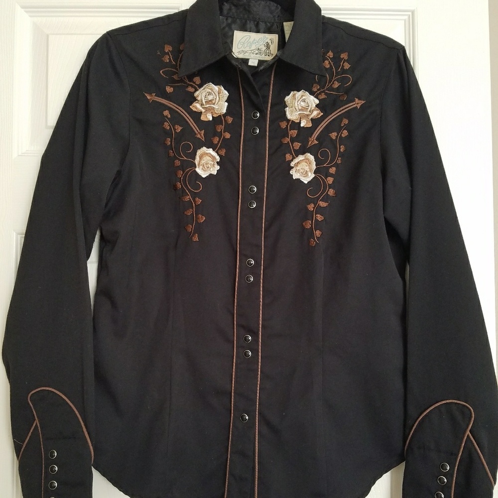 Embroidered Cowboy botton down shirt